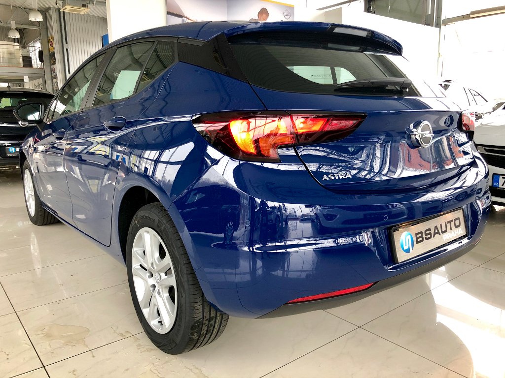 Opel Astra Smile 1,4 Turbo + ZP zdarma Opel Astra