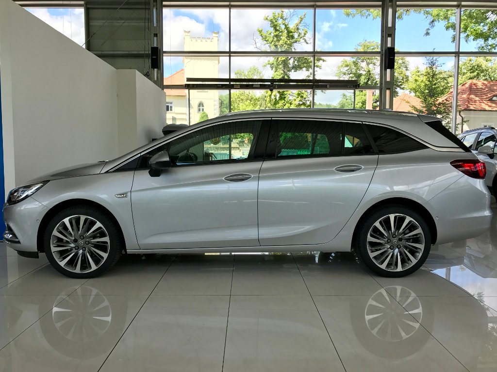 Opel Astra Innovation 1,6 CDTi AUTOMAT Opel Astra