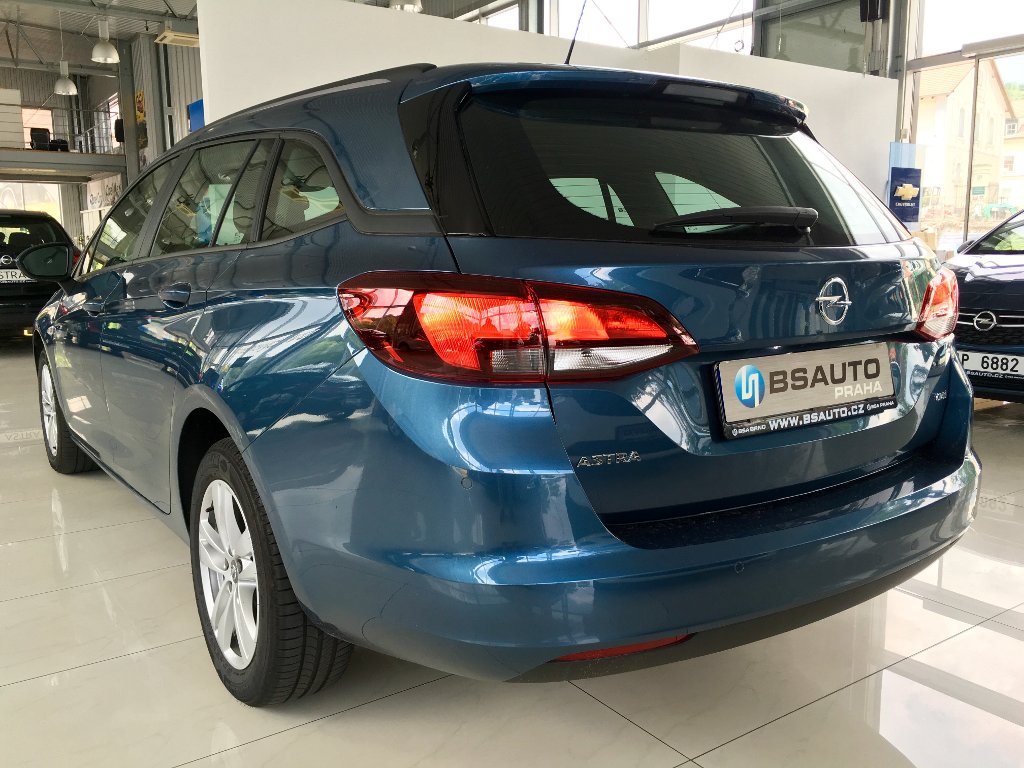 Opel Astra Smile 1,6CDTi + ZP zdarma Opel Astra