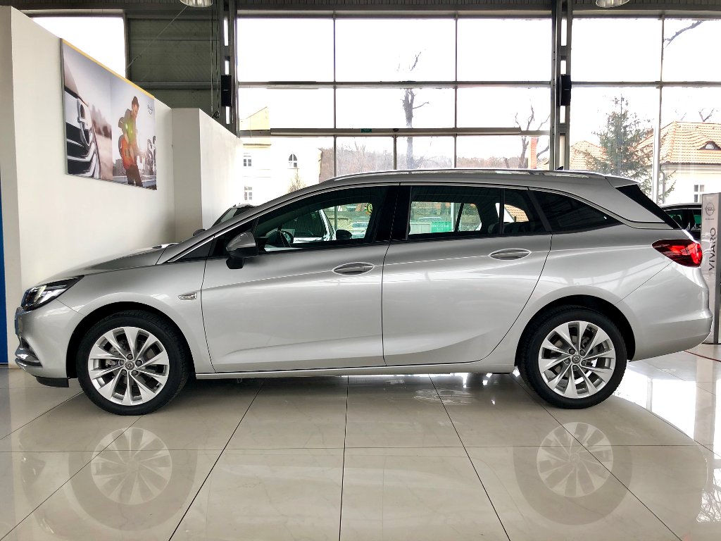 Opel Astra Innovation 1,4 Turbo+ZP zdarma Opel Astra