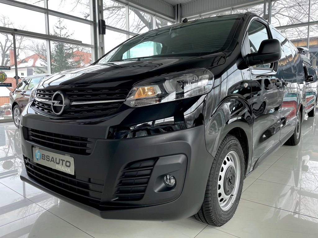 Opel Vivaro Combi "L" 2,0CDTI 144KONÍ + ZP Opel Vivaro