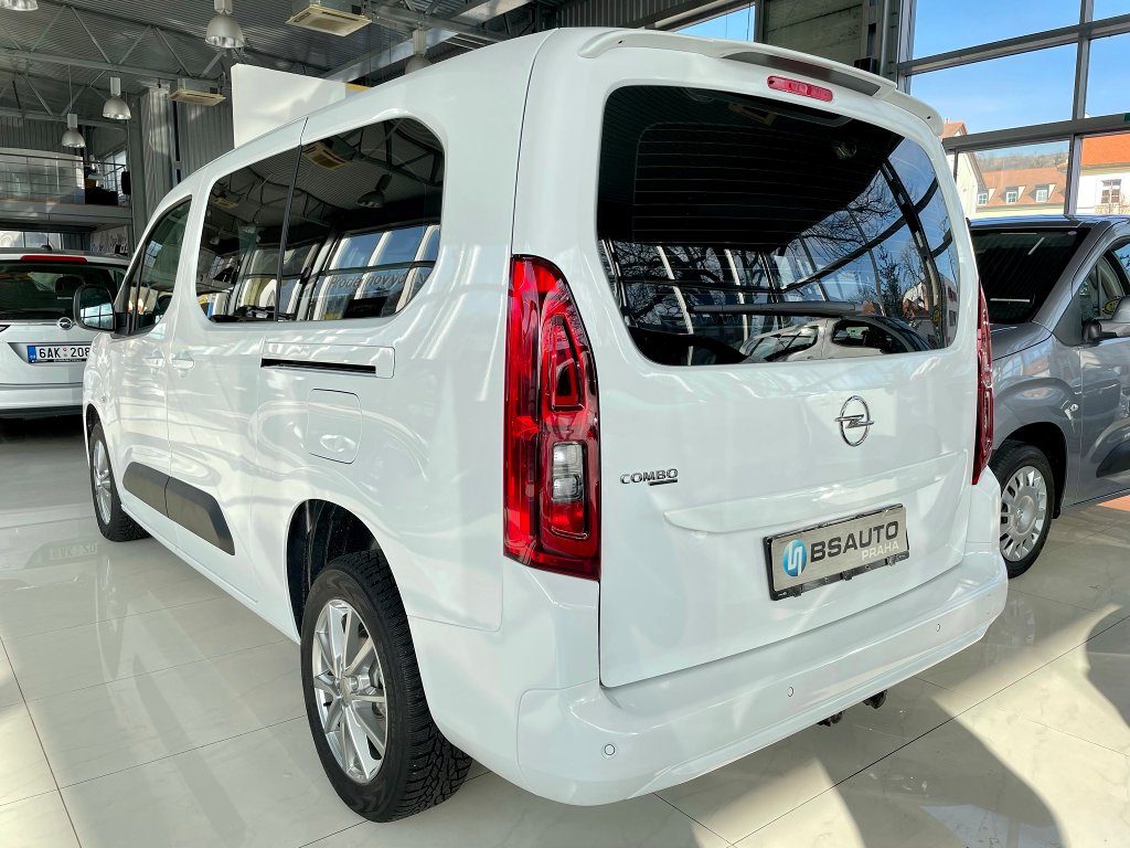 Opel Combo COOL Plus XL 1,2 Turbo + ZP Opel Combo