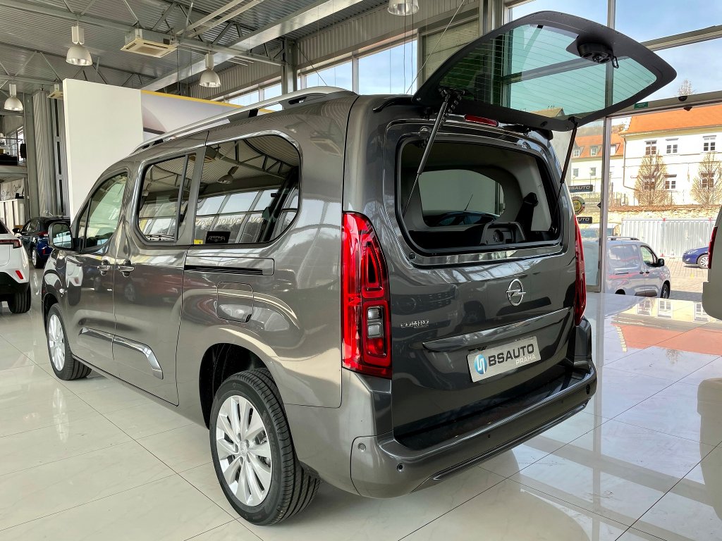 Opel Combo Elegance Plus 1,2Turbo AT8 +ZP Opel Combo