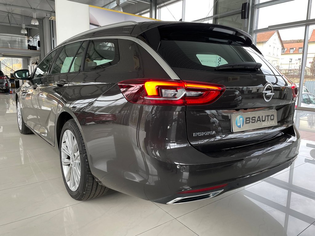 Opel Insignia Elegance 2,0CDTi 174koní AT8 Opel Insignia