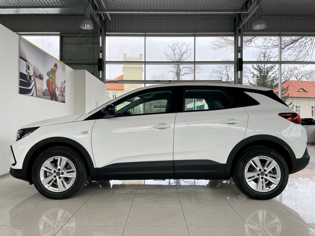 Opel Grandland 1,2 Turbo 130k AT8 + ZP zdarma Opel Grandland
