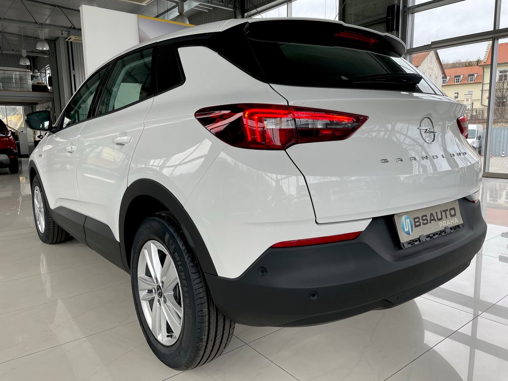 Opel Grandland 1,2 Turbo 130koní + ZP zdarma Opel Grandland