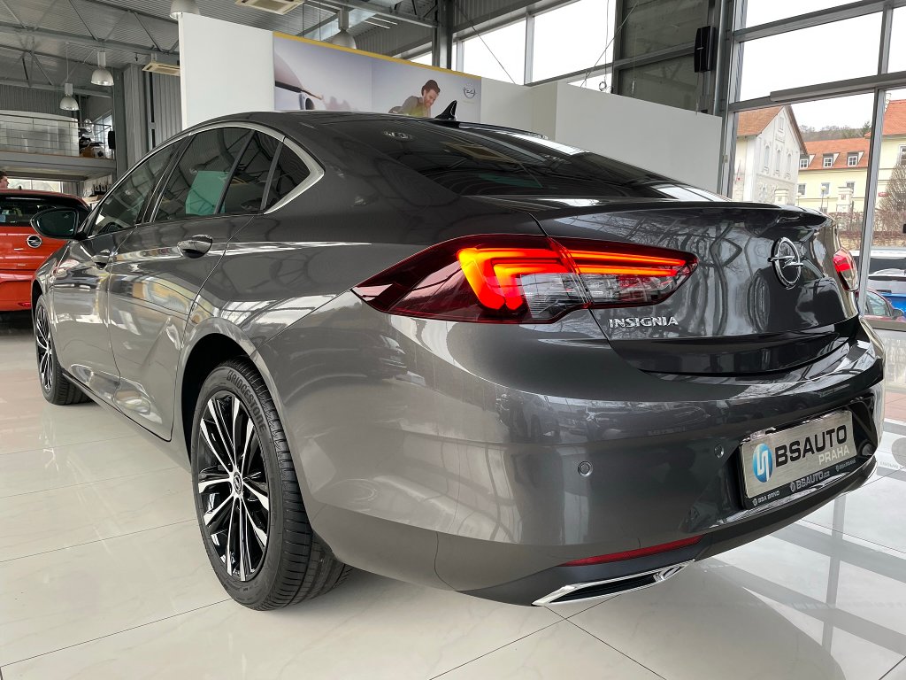 Opel Insignia Elegance 2,0CDTi AT8 + ZP Opel Insignia