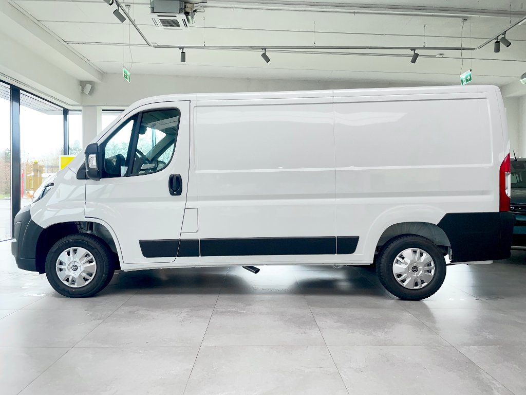 Opel Movano L2H1 3,0t / 2,2 CDTi 120k + ZP Opel Movano