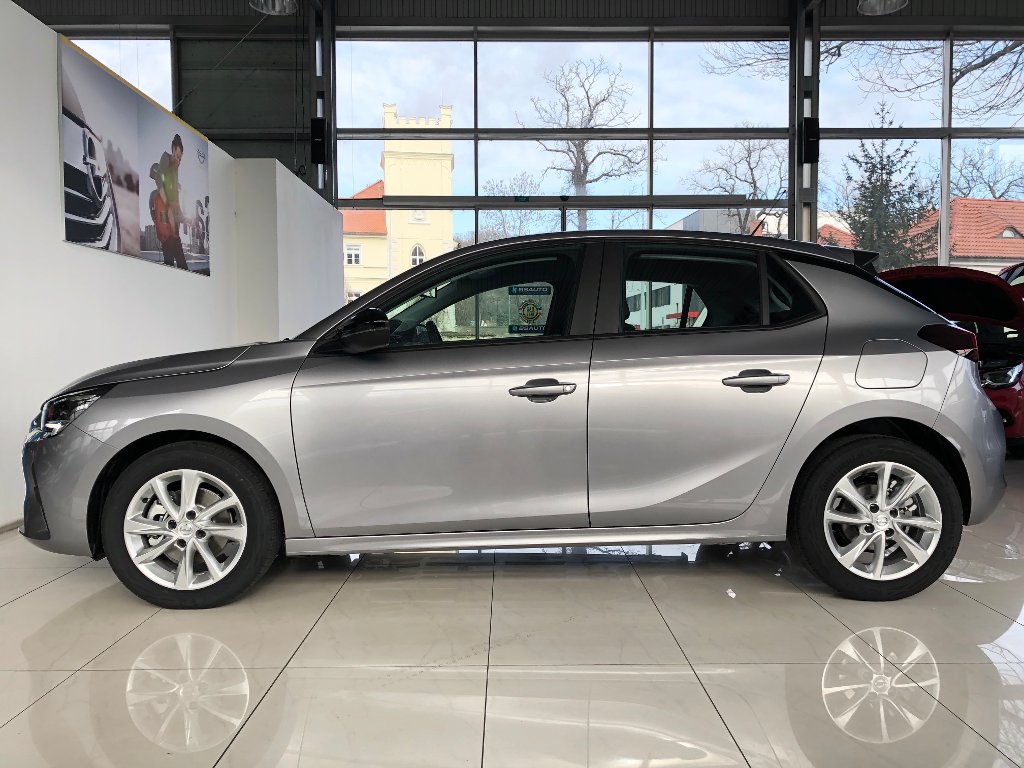 Opel Corsa Edition 1,2Turbo 100koní + ZP Opel Corsa