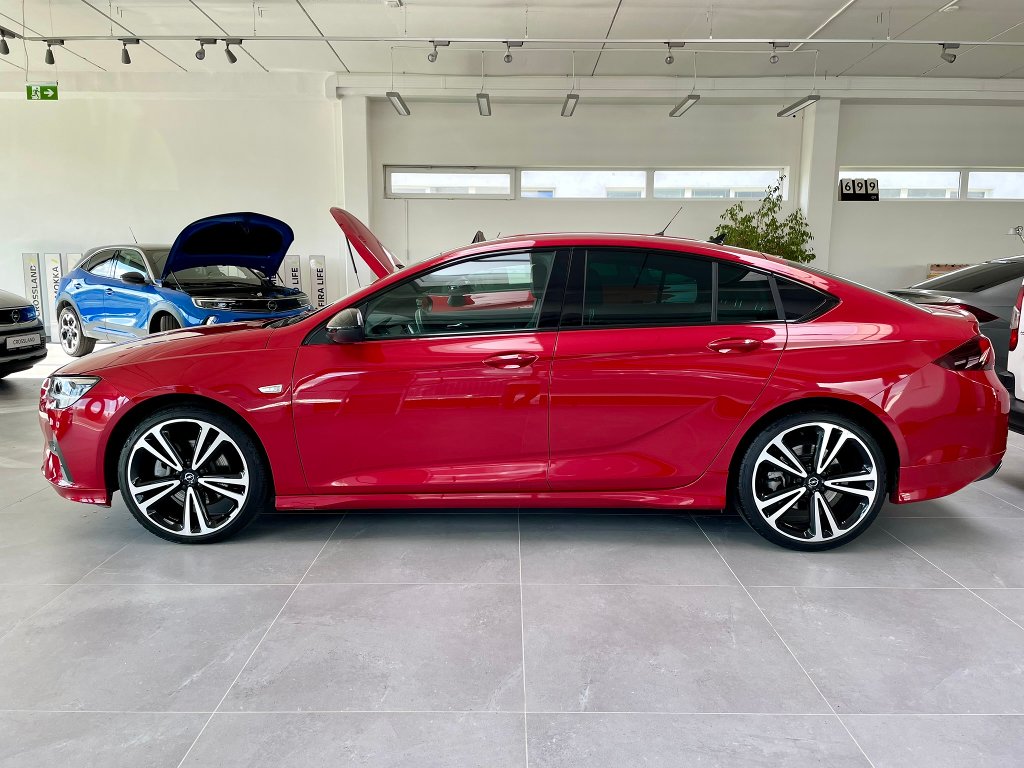 Opel Insignia GS Line 2,0Turbo 200koní AT9 Opel Insignia