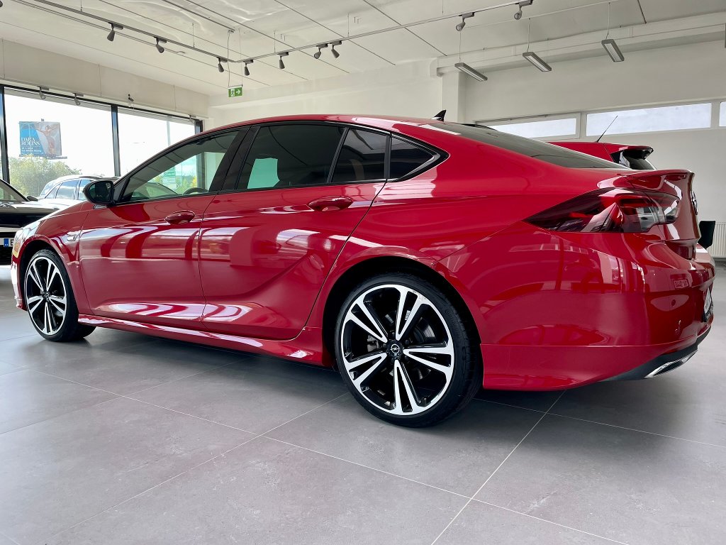 Opel Insignia GS Line 2,0Turbo 200koní AT9 Opel Insignia