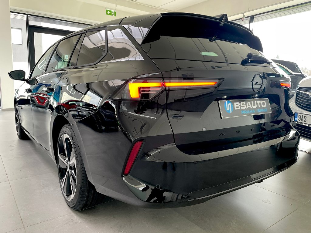 Opel Astra ST GS 1,2 Turbo Automat Opel Astra