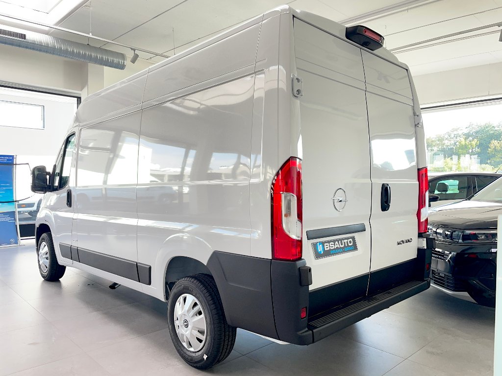 Opel Movano VAN 3300 L2H2 120K MT6 + ZP Opel Movano