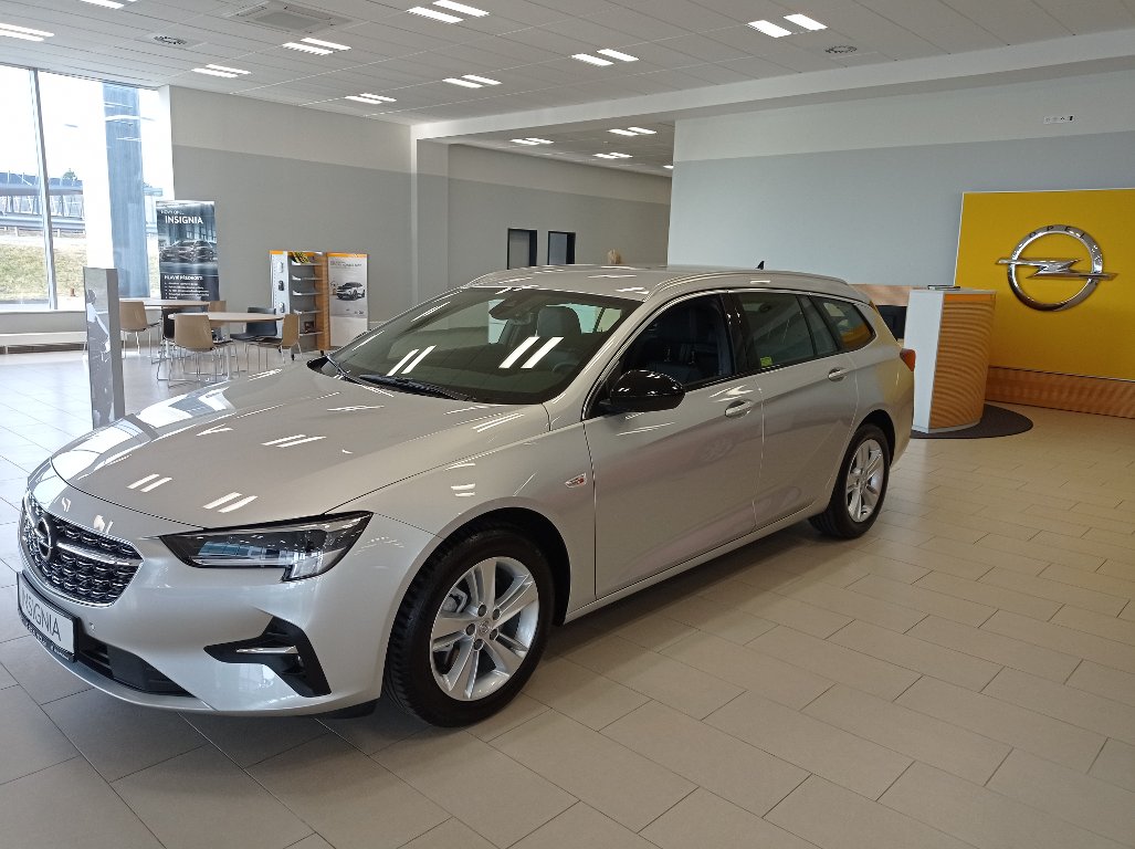 Opel Insignia Elegance 174 koní automat Opel Insignia