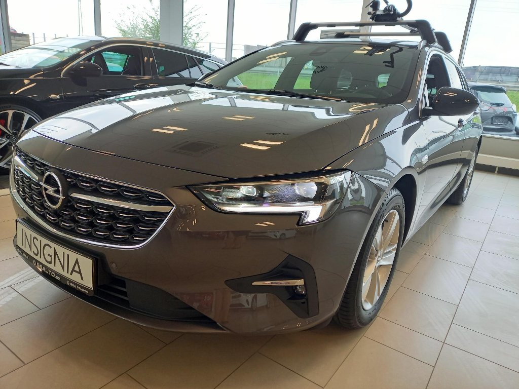 Opel Insignia Elegance 2.0 8.st automat Opel Insignia