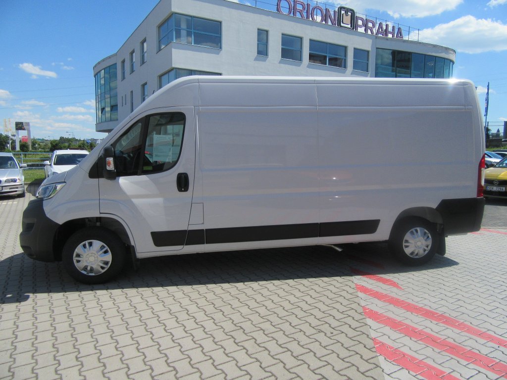 Opel Movano Van 3500 L3H2 2,2 D 140k Opel Movano