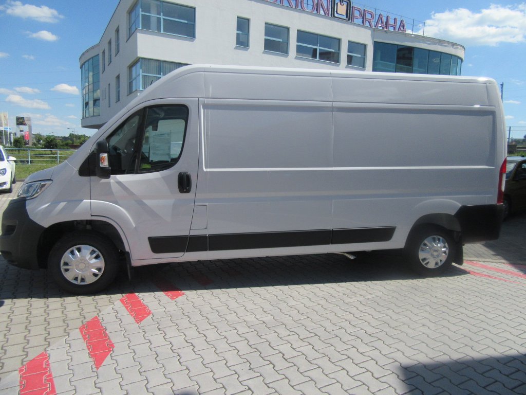 Opel Movano Van 3500 L3H2 2,2 D 140k Opel Movano
