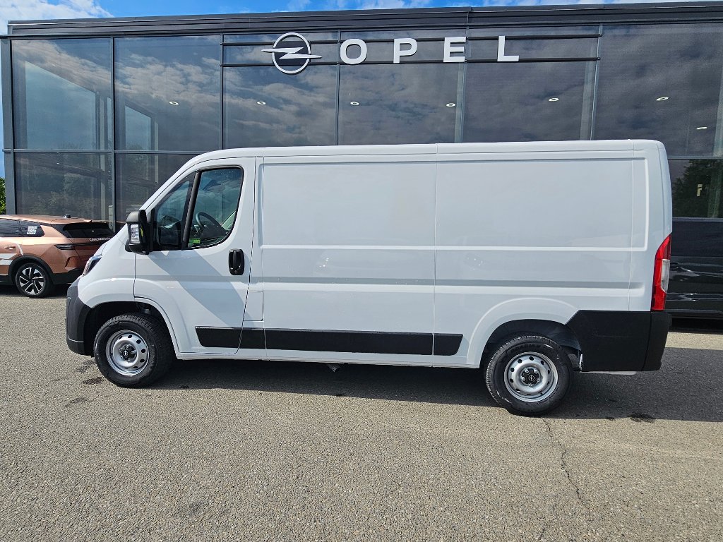 Opel Movano NEW Van 3000 L2H1 2.2 CDTi120k Opel Movano