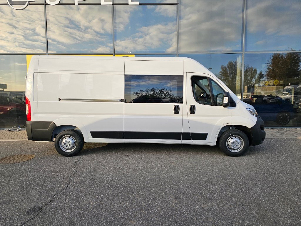 Opel Movano 6 míst 3500 L3H2 2,2CDTi 140k Opel Movano