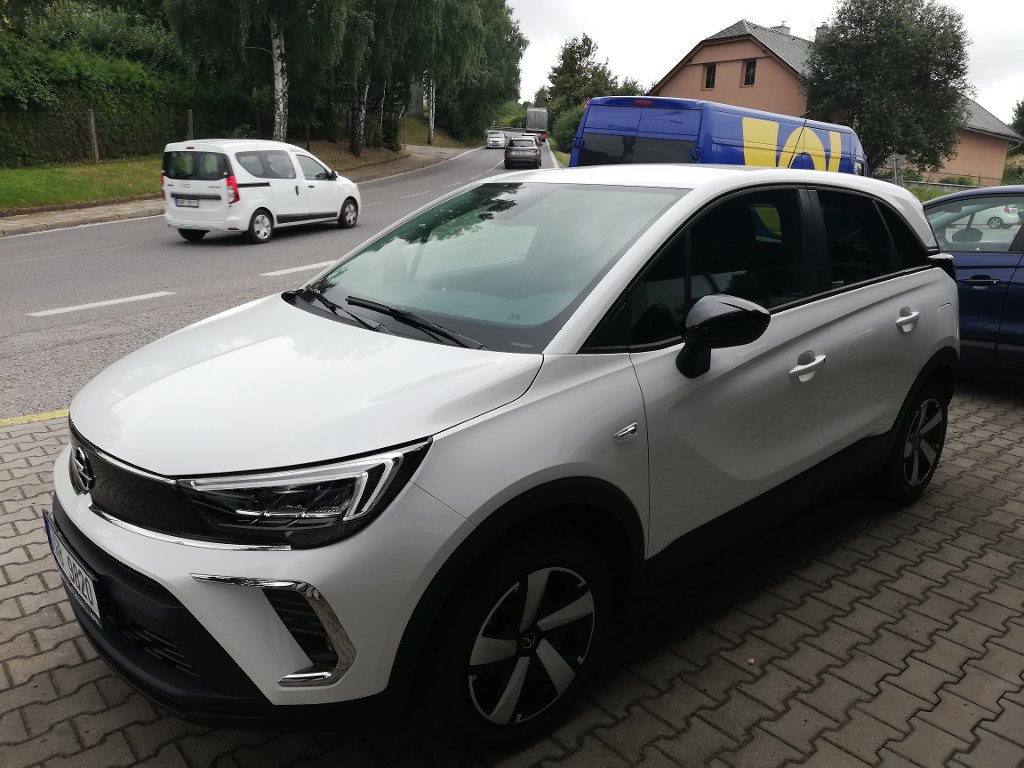 Opel Crossland COOL EDITION 1,2 + NAVIGACE Opel Crossland