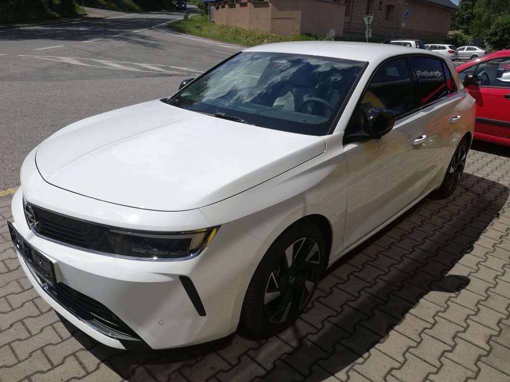 Opel Astra L 1,2 TURBO 96kW ELEGANCE MT6 Opel Astra