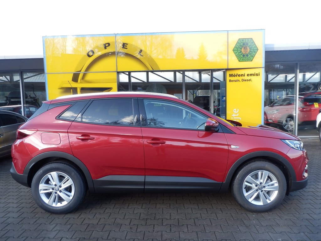 Opel Grandland X SMILE 1.2/96kW MT6 Opel Grandland X