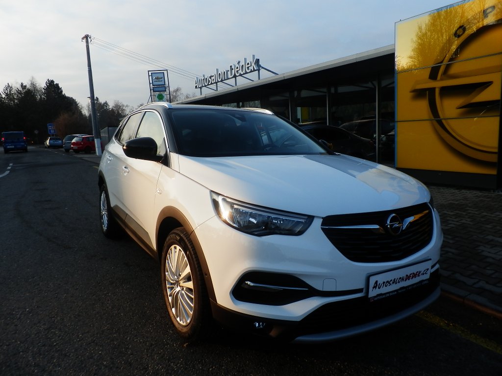 Opel Grandland X Design Line 1.2/96kW Opel Grandland X