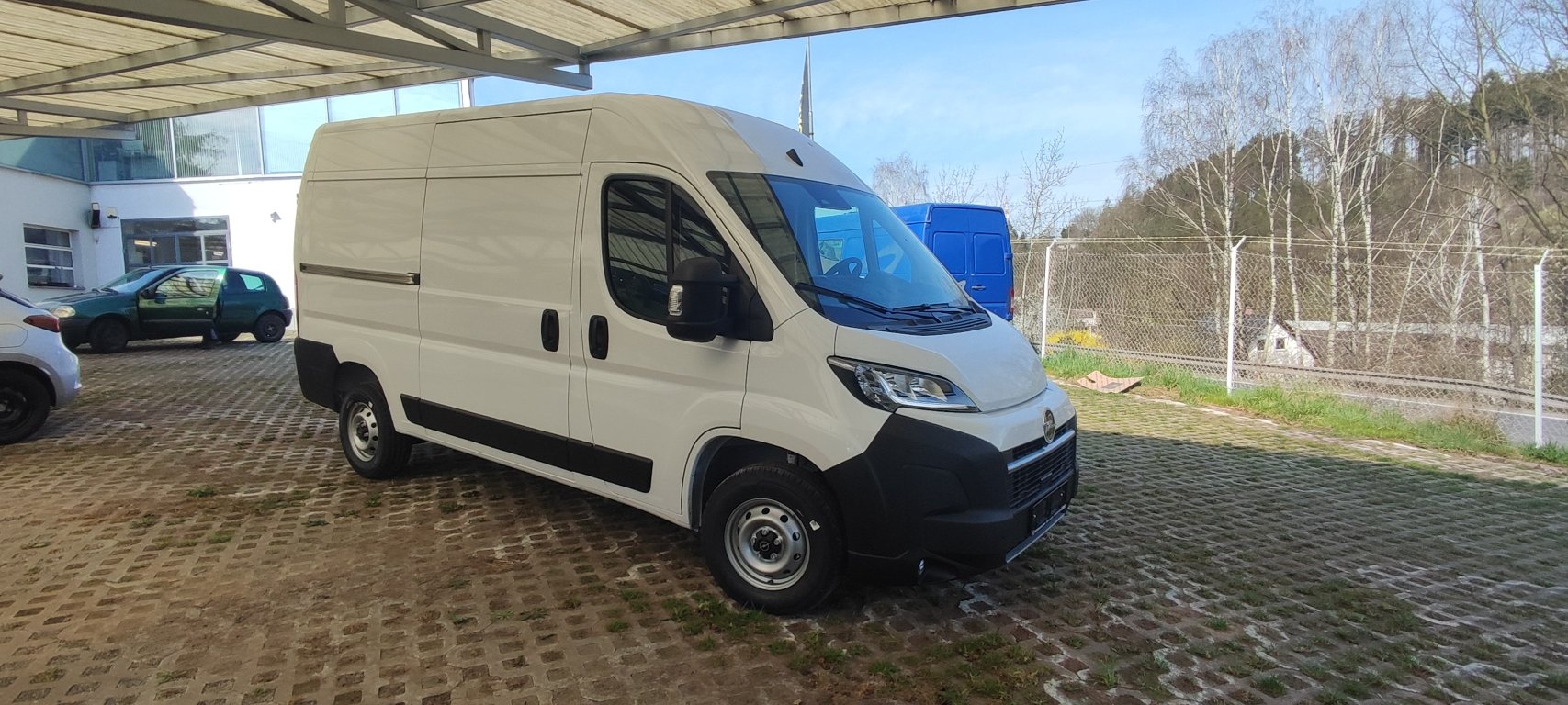 Opel Movano VAN L2H2 3,3t 2,2 CDTi 103kW Opel Movano