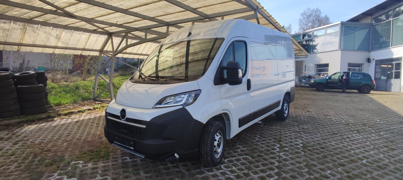 Opel Movano VAN L2H2 3,3t 2,2 CDTi 103kW Opel Movano