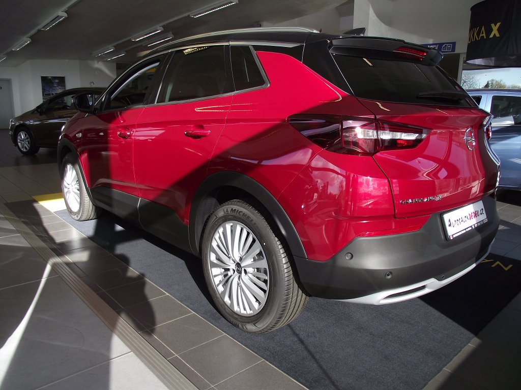 Opel Grandland X Innovation 1,6 CDTi 88kW Opel Grandland X