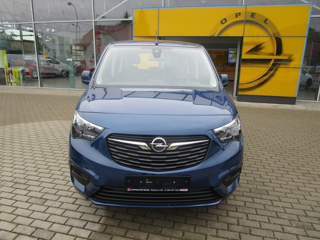 Opel Combo LIFE ENJOY 1,2 TURBO 81KW Opel Combo