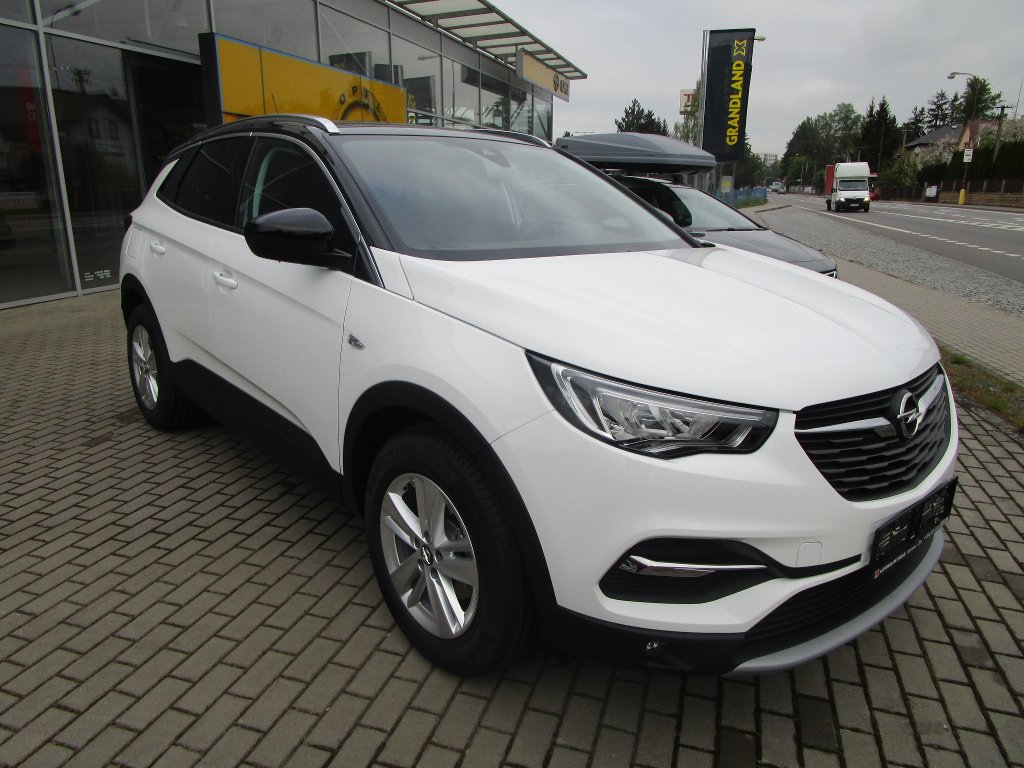 Opel Grandland X SMILE 1,2 TURBO Opel Grandland X