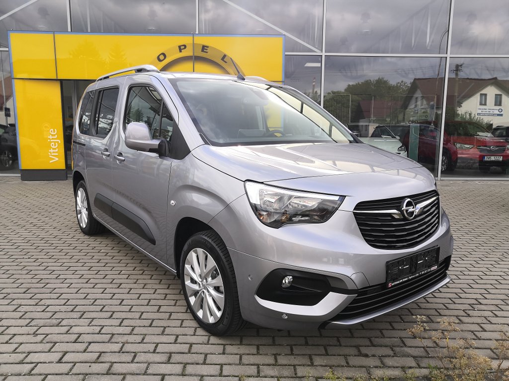Opel Combo LIFE ENJOY 1,2 TURBO 81kW Opel Combo