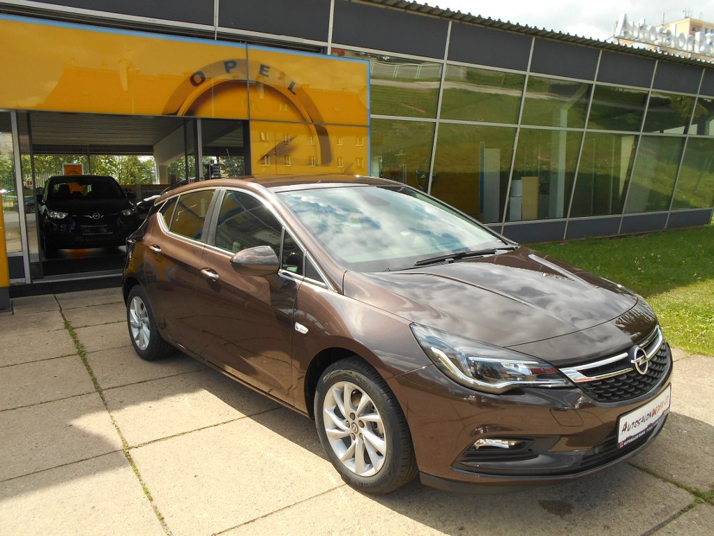 Opel Astra HB5 SMILE 1,4 TURBO 92kW Opel Astra