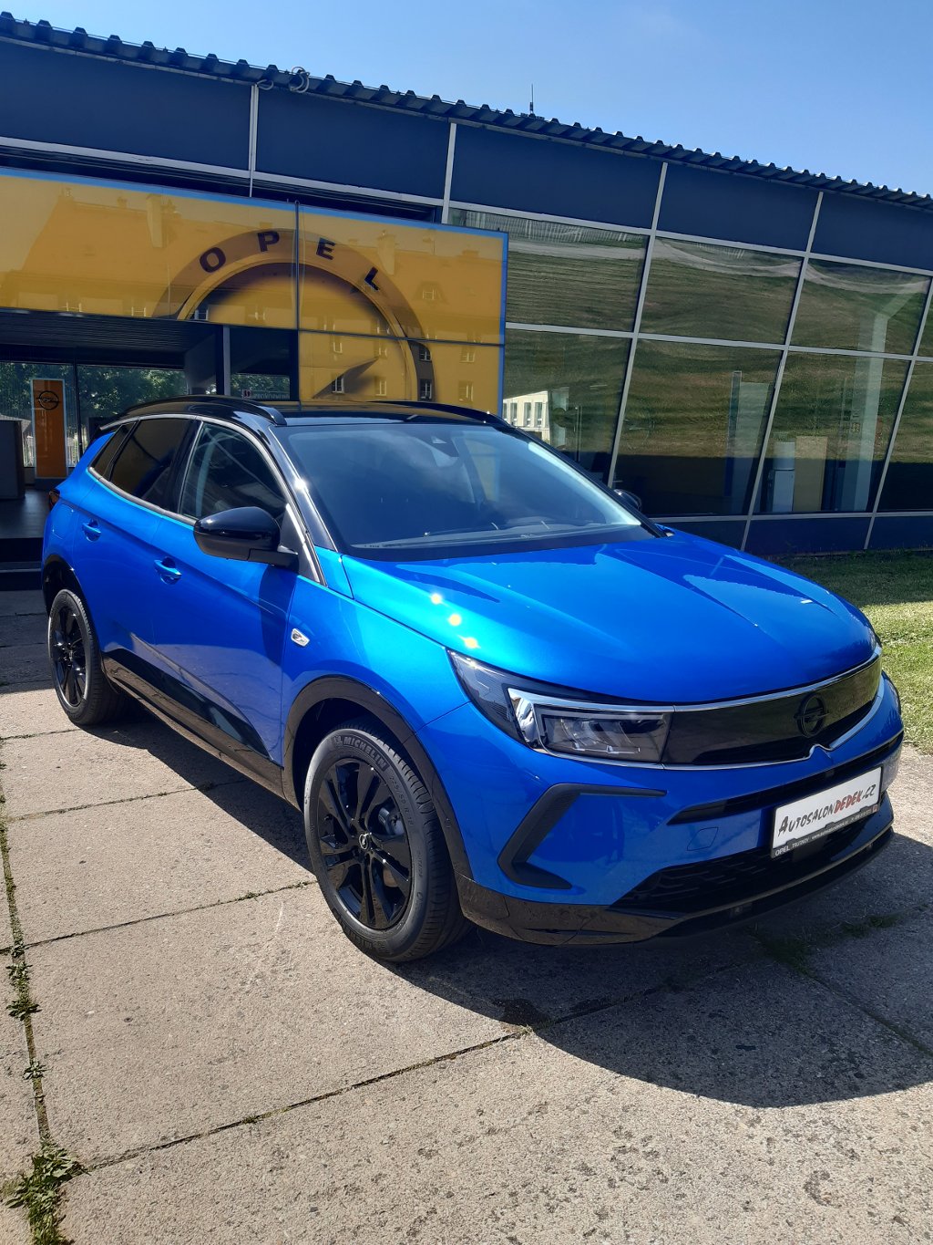 Opel Grandland GS LINE 1,2 TURBO - SKLADEM Opel Grandland