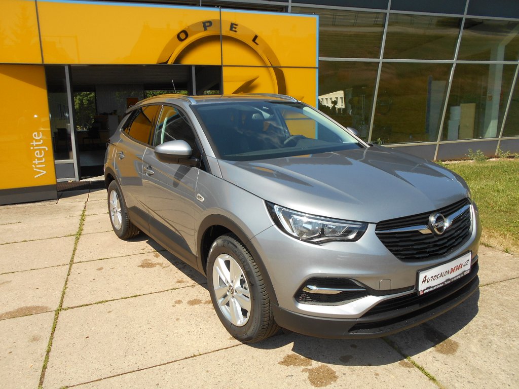 Opel Grandland X SMILE 1,2 TURBO Opel Grandland X