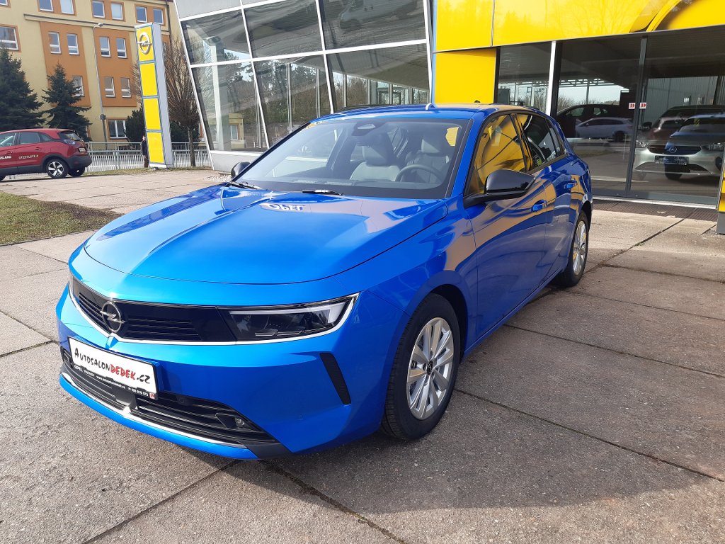 Opel Astra HB EDITION 1,2 TURBO - SKLADEM Opel Astra