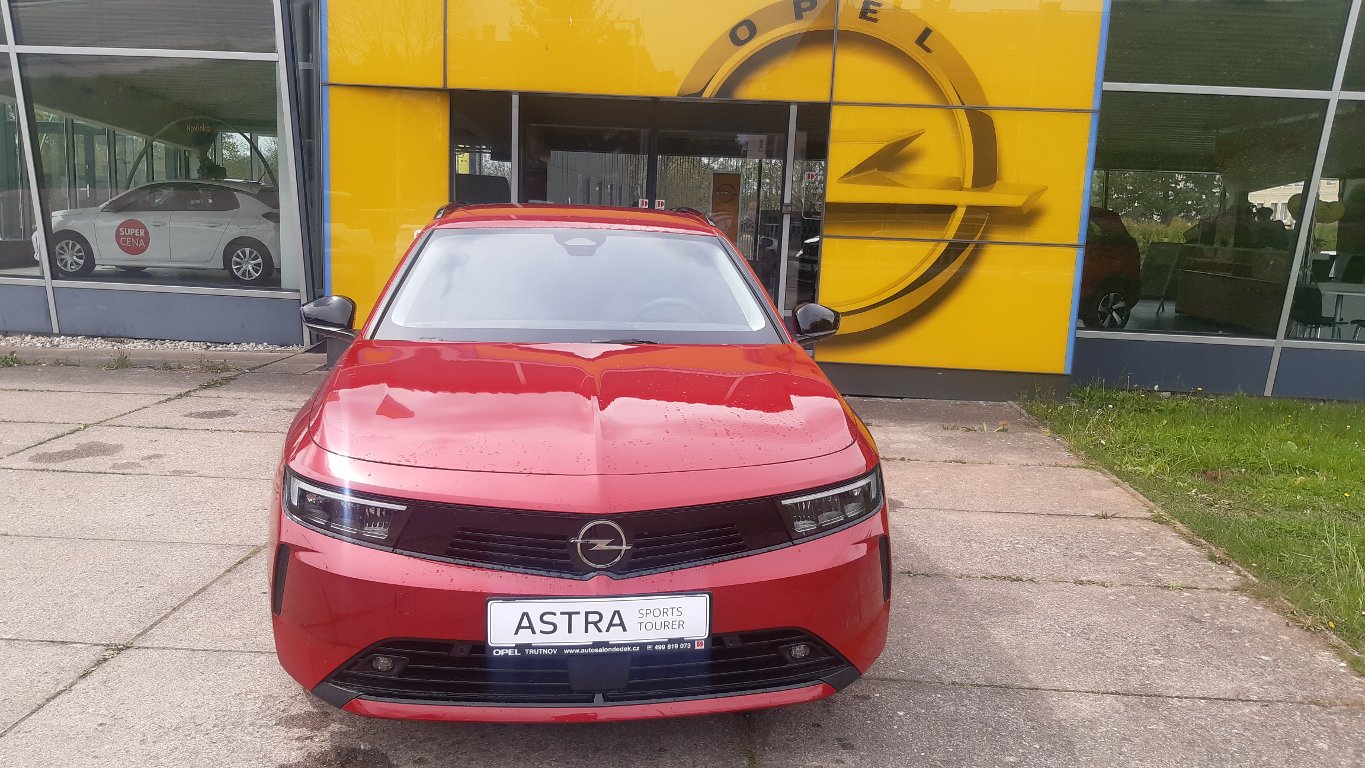 Opel Astra EDITION ST 1,2 TURBO + výhřev Opel Astra