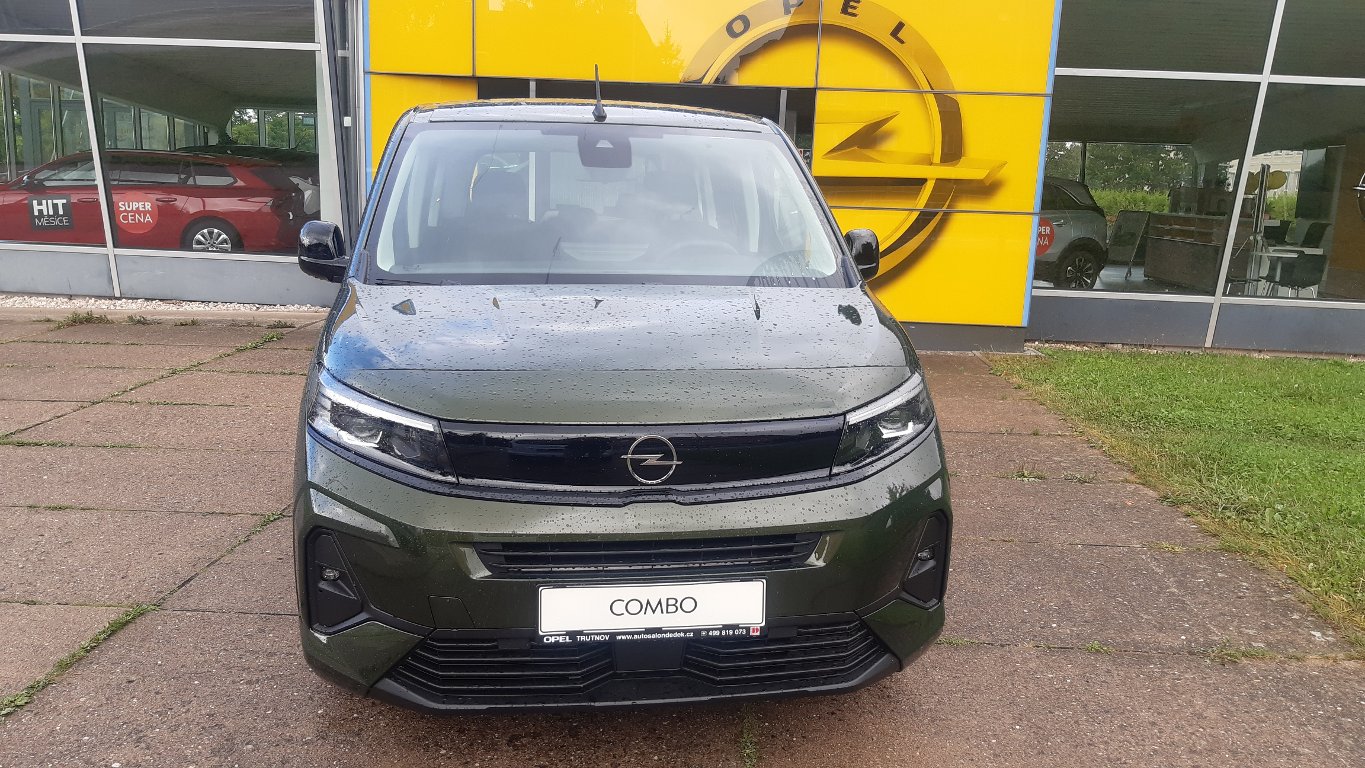 Opel Combo EDITION PLUS 1,2 TURBO Opel Combo