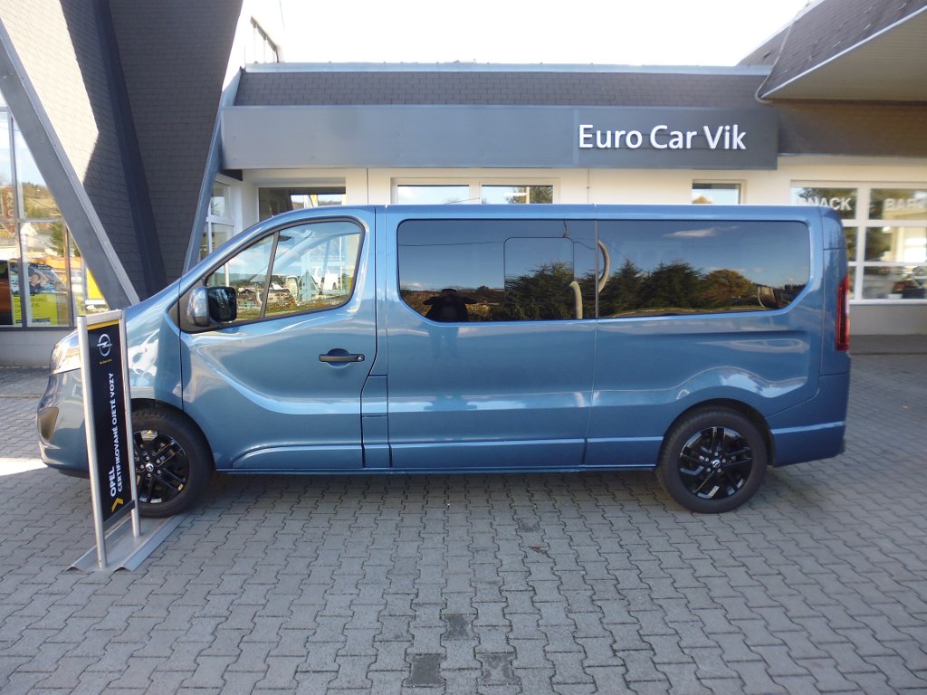Opel Vivaro COMBI + (9) L2 Sada SPORT 1.6D Opel Vivaro