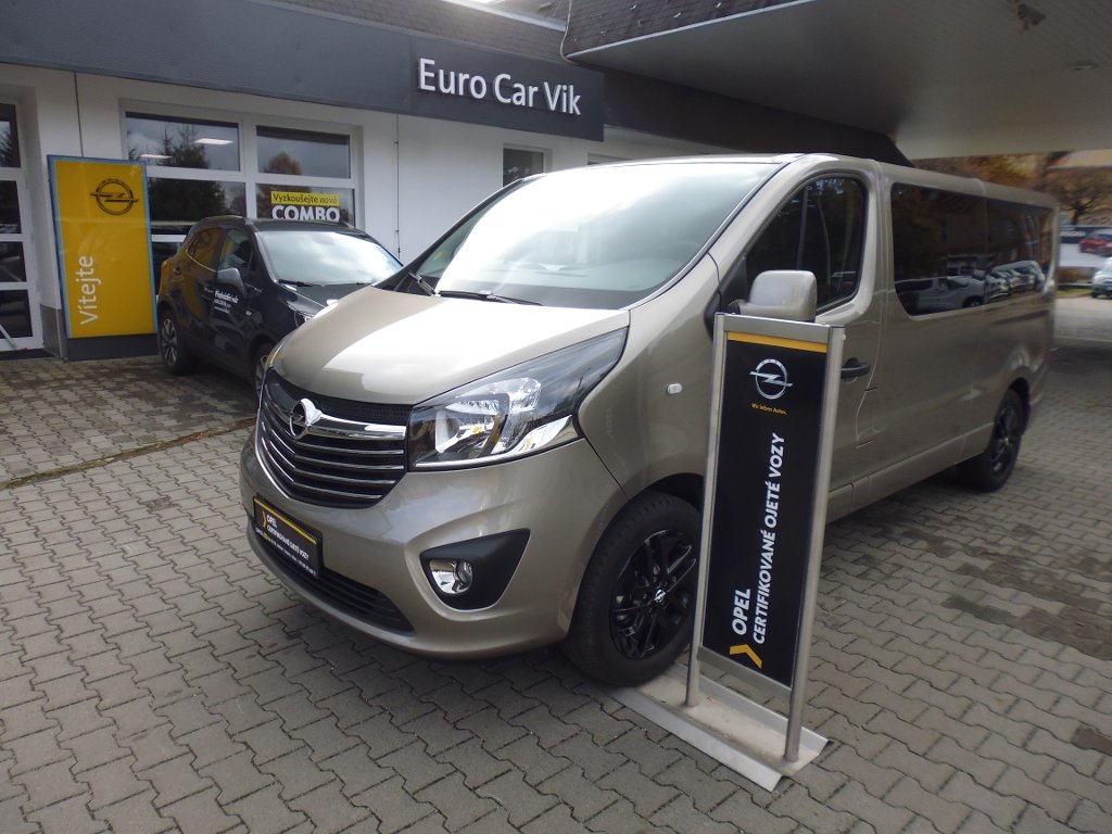 Opel Vivaro COMBI + (9) L2 Sada SPORT 1.6D Opel Vivaro