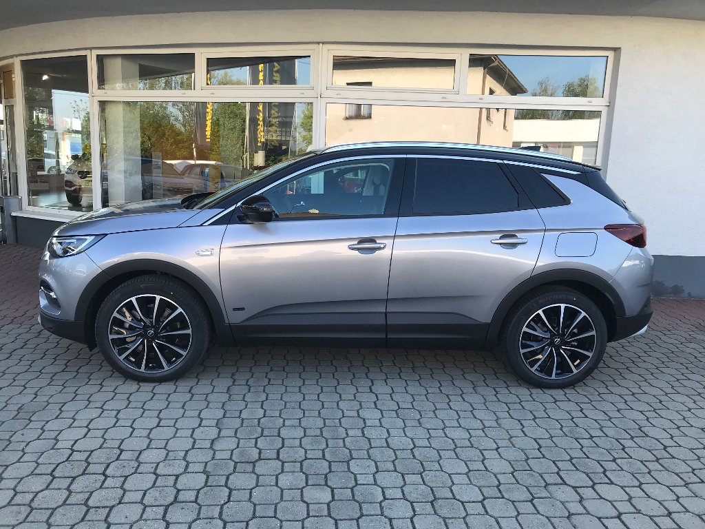 Opel Grandland X Ultimate Plug In Hybrid 4x4 Opel Grandland X