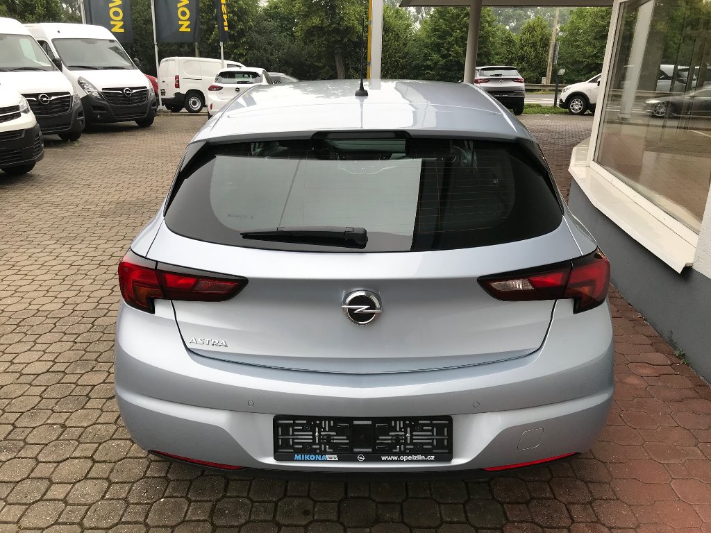 Opel Astra 5DV SMILE 1.2 TURBO Opel Astra