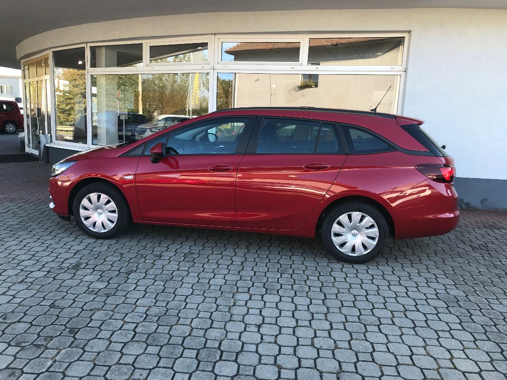Opel Astra ST SMILE 1.2 TURBO Opel Astra