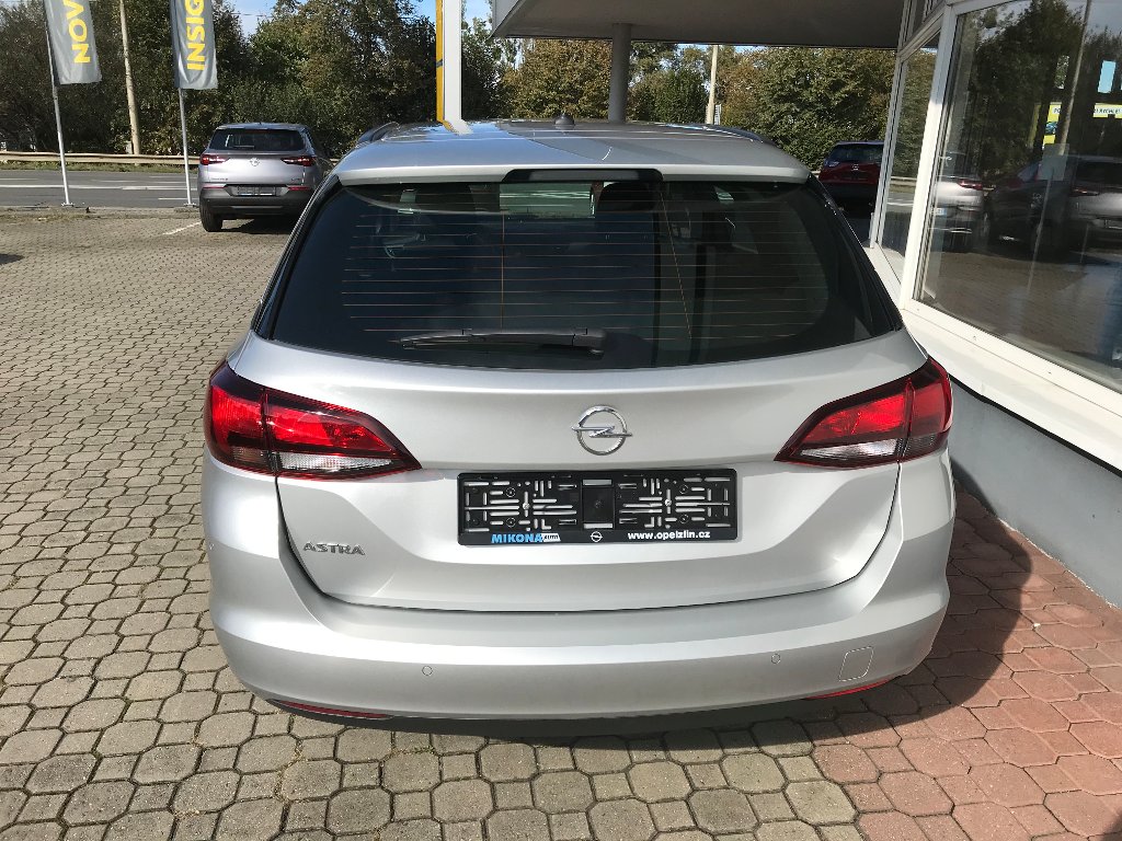 Opel Astra SPORTS TOURER 1.2TURBO Opel Astra