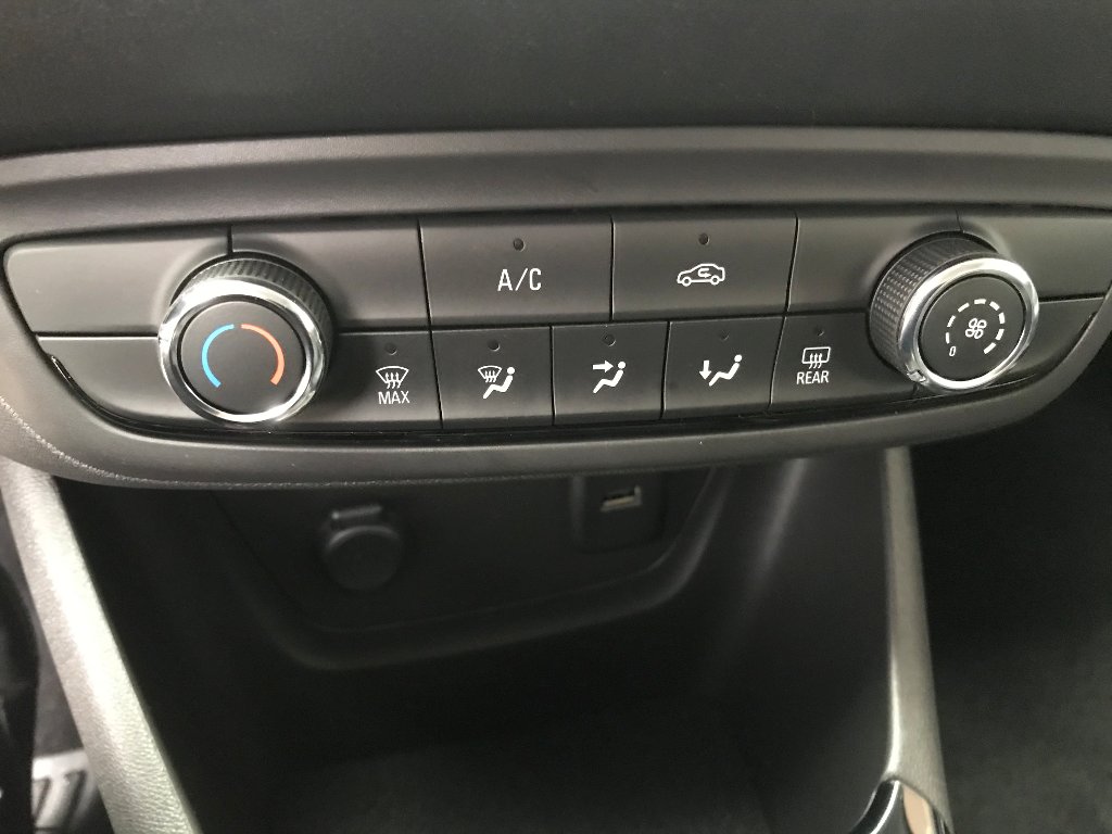 Opel Crossland X ENJOY 1.2 Opel Crossland X