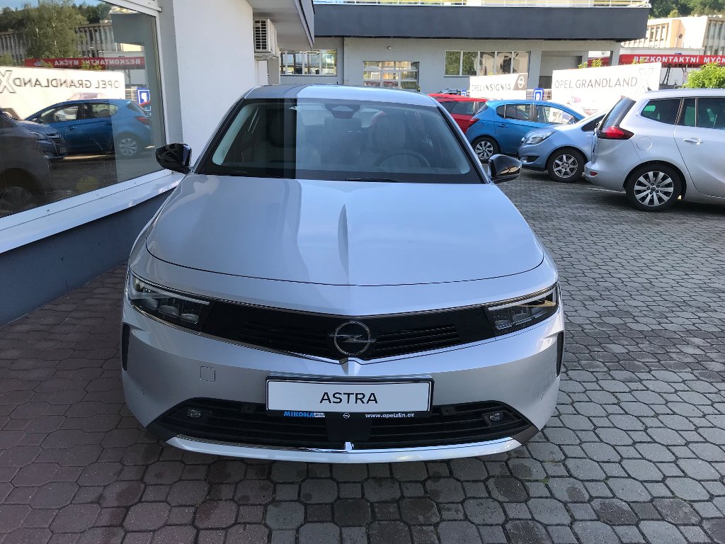 Opel Astra Edition 1.2 Turbo !!NOVINKA!! Opel Astra