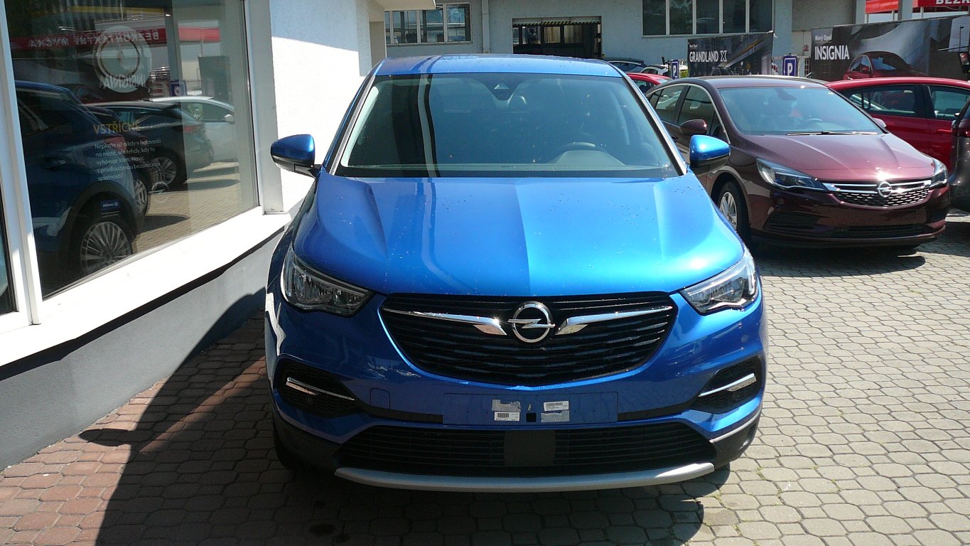 Opel Grandland X "AKCE"Innovation 1.2 Turbo AT6 Opel Grandland X