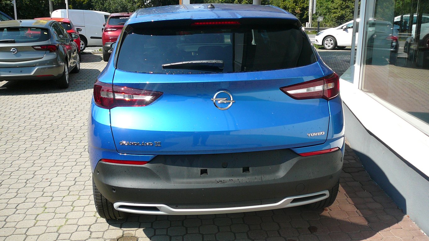 Opel Grandland X "AKCE"Innovation 1.2 Turbo AT6 Opel Grandland X