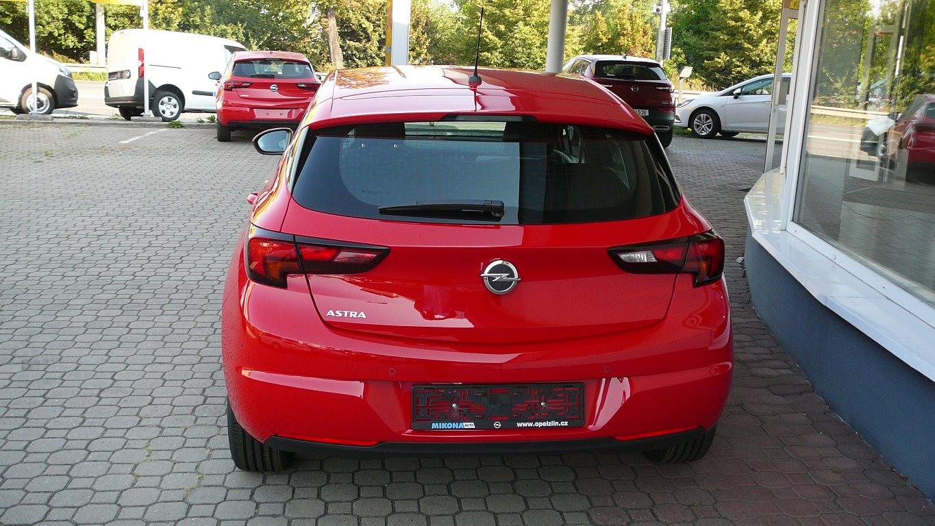 Opel Astra Enjoy "SMILE" 1.4 Turbo Opel Astra